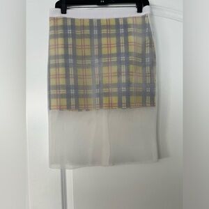 English Factory size medium skirt. Excellent condition! Plaid mini w/mesh layer